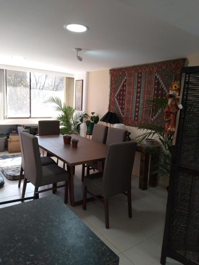 Charming Sunny Bedroom Overlooking Beautiful Amsterdam Avenue In Best Condesa Area 墨西哥城 外观 照片